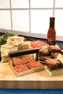 PRESSA/TAGLIERINA PER SLIDERS (MINI HAMBURGER) 5 PRESSA/TAGLIERINA PER SLIDERS (MINI HAMBURGER) -Grill Sconto SR8125 03